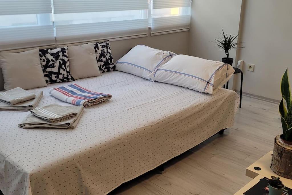 Ferienwohnung New Cosy Studio In The Heart Of Kadikoy Istanbul Exterior foto